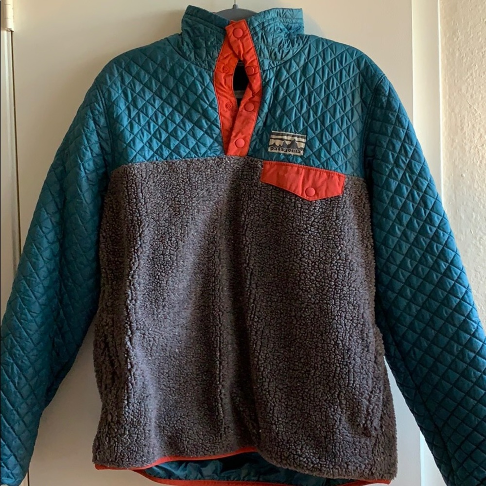 Women’s Patagonia Fleece/Down Pullover Medium